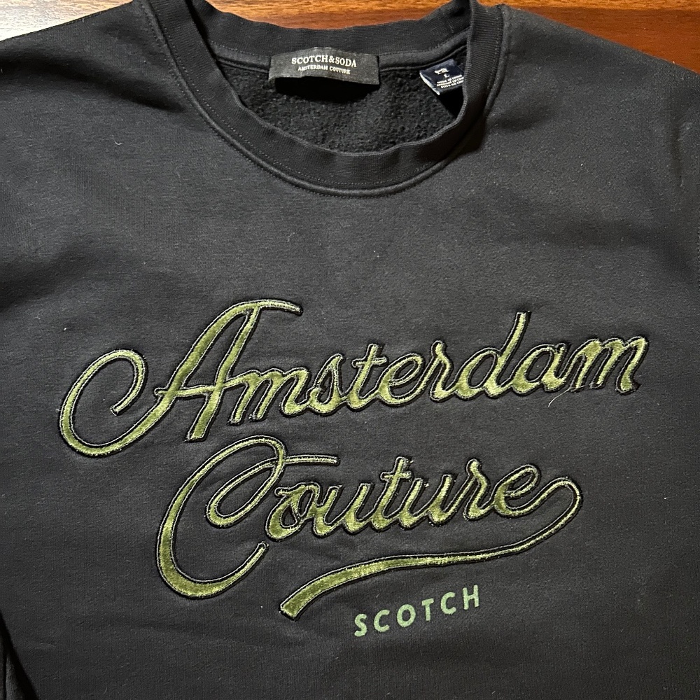 Scotch and Soda black crewneck